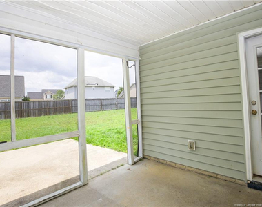 196 Lochwood Drive - Photo Thumbnail 41