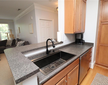933 Portstewart Drive - Photo Thumbnail 11