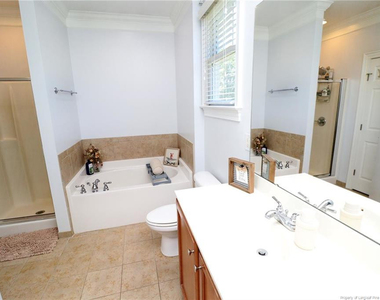 933 Portstewart Drive - Photo Thumbnail 21