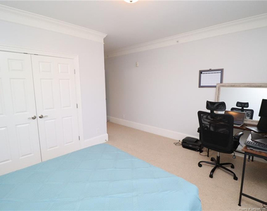 933 Portstewart Drive - Photo Thumbnail 25