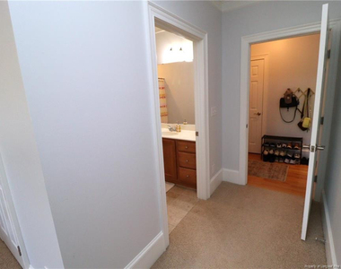 933 Portstewart Drive - Photo Thumbnail 23