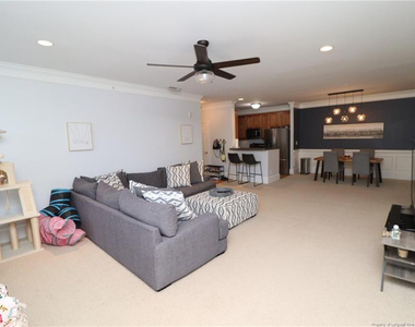933 Portstewart Drive - Photo Thumbnail 5