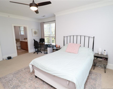 933 Portstewart Drive - Photo Thumbnail 19