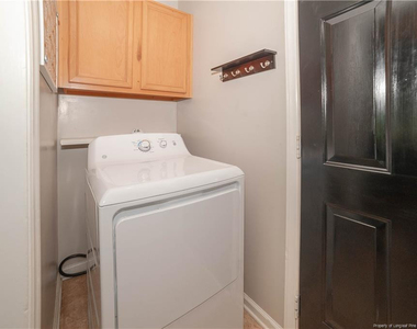 3513 Bracebridge Court - Photo Thumbnail 20