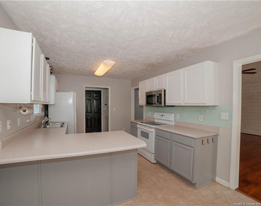 3513 Bracebridge Court - Photo Thumbnail 13