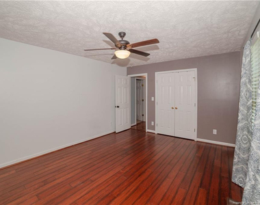 3513 Bracebridge Court - Photo Thumbnail 27