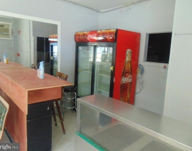 661 Grant Street - Photo Thumbnail 4