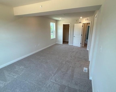 38 Barnes Way - Photo Thumbnail 19