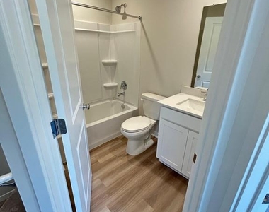 38 Barnes Way - Photo Thumbnail 14