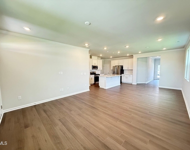 304 Marmalade Sky Lane - Photo Thumbnail 4