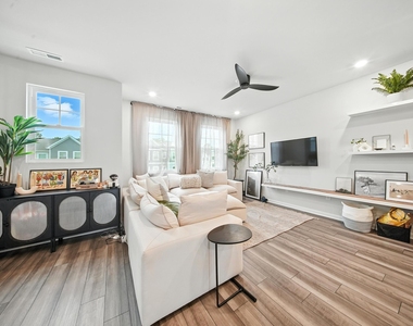 5205 Invention Way - Photo Thumbnail 8