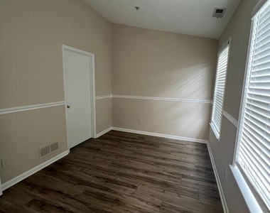 32 Foxglove Drive - Photo Thumbnail 27