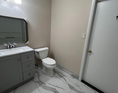 32 Foxglove Drive - Photo Thumbnail 7