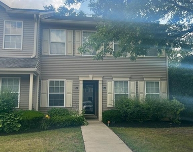 32 Foxglove Drive - Photo Thumbnail 3