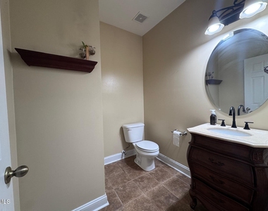 404 Byrams Ford Drive - Photo Thumbnail 10