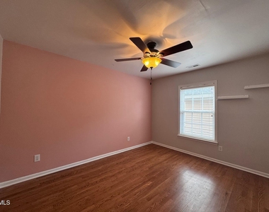 404 Byrams Ford Drive - Photo Thumbnail 13