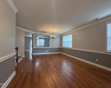 404 Byrams Ford Drive - Photo Thumbnail 2