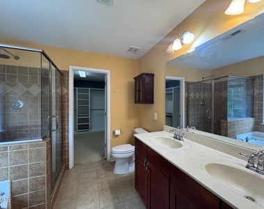 404 Byrams Ford Drive - Photo Thumbnail 12