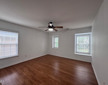 404 Byrams Ford Drive - Photo Thumbnail 6