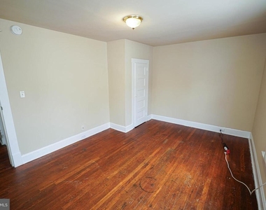 235 Newton Street - Photo Thumbnail 13