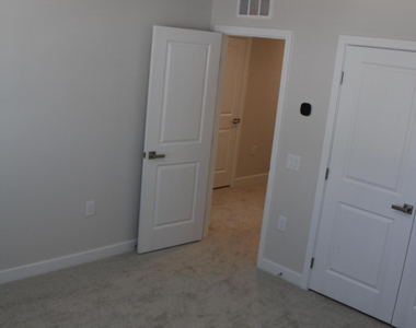 1324 Rollman Farm Road - Photo Thumbnail 6