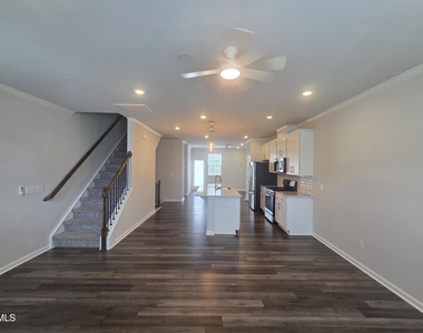 451 Carolina Springs Boulevard - Photo Thumbnail 12