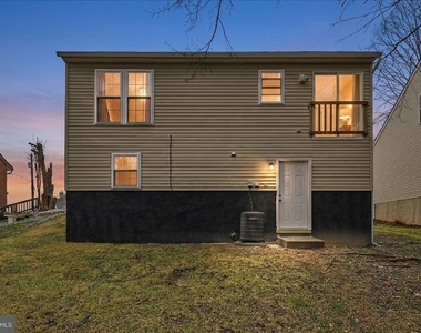 6915 Adel Street - Photo Thumbnail 38