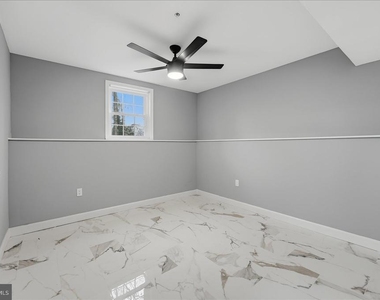 6915 Adel Street - Photo Thumbnail 15
