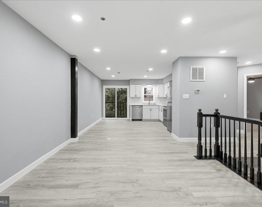 6915 Adel Street - Photo Thumbnail 39