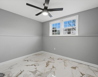 6915 Adel Street - Photo Thumbnail 18