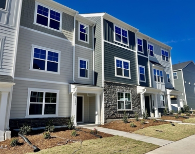 1009 Belloak Way - Photo Thumbnail 1