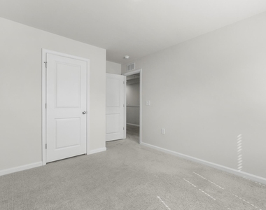 1009 Belloak Way - Photo Thumbnail 26