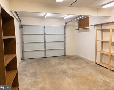 2207 Hyson Place - Photo Thumbnail 9