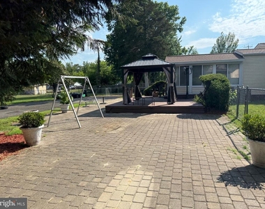 8110 Allentown Road - Photo Thumbnail 15