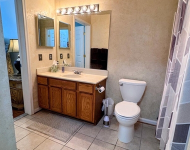 15616 Everglade Lane - Photo Thumbnail 17