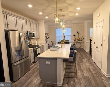 16603 Anegada Drive - Photo Thumbnail 13