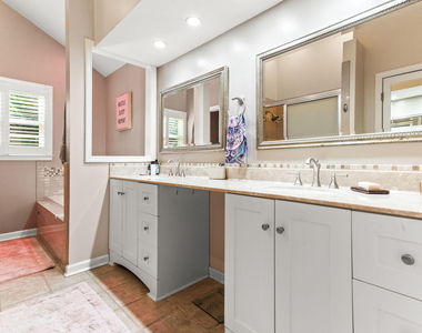 69 Margaret Place - Photo Thumbnail 23