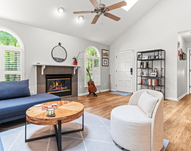69 Margaret Place - Photo Thumbnail 2