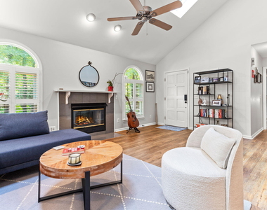 69 Margaret Place - Photo Thumbnail 7
