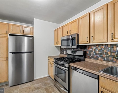 13012 Georgia Avenue - Photo Thumbnail 10