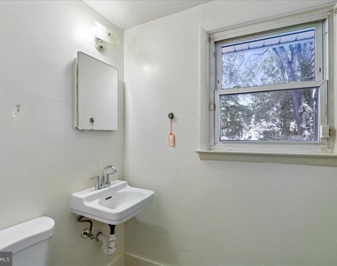 13012 Georgia Avenue - Photo Thumbnail 24