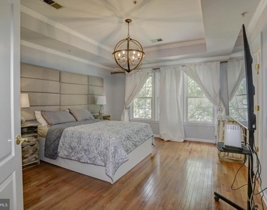 11906 Castlegate Court - Photo Thumbnail 21