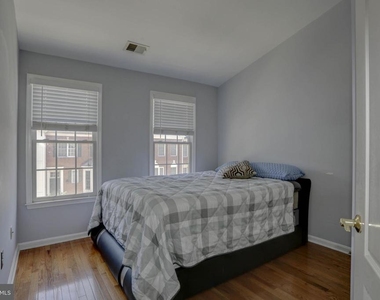 11906 Castlegate Court - Photo Thumbnail 29