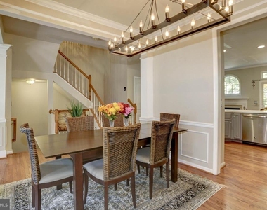 11906 Castlegate Court - Photo Thumbnail 8