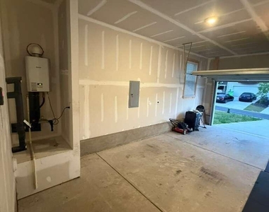 704 Longleaf Grv Lane - Photo Thumbnail 23