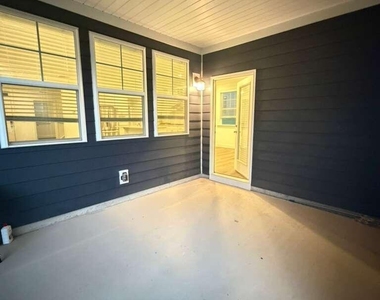704 Longleaf Grv Lane - Photo Thumbnail 21