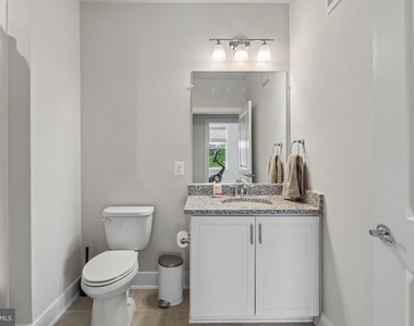 3503 Bellflower Lane - Photo Thumbnail 33
