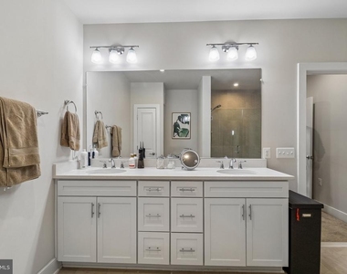 3503 Bellflower Lane - Photo Thumbnail 43