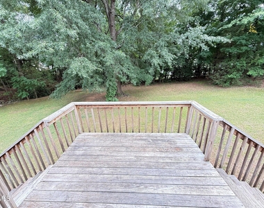 610 E Jones Avenue - Photo Thumbnail 20