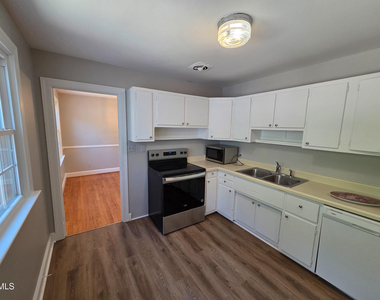 3428 Wade Avenue - Photo Thumbnail 10